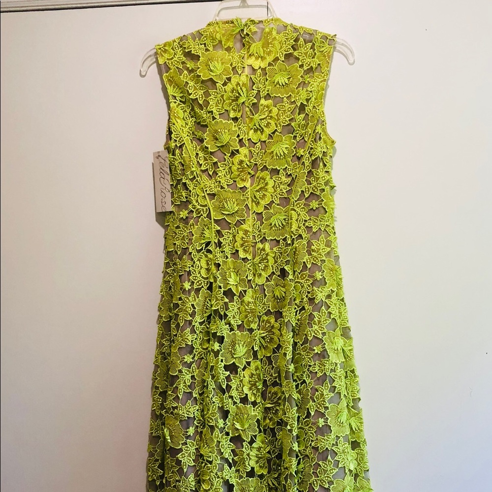 LELA ROSE**Guipure Lace Lime Dress**US 2 $1989 - Picture 12 of 14